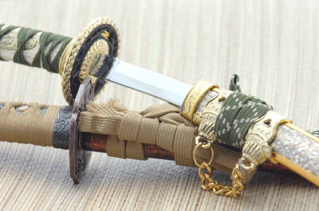 日本刀 逸話伝説 三種の神器の草薙剣って実在するの 天叢雲剣との違いは 歳女子大生が伝えたい日本刀への熱い想い